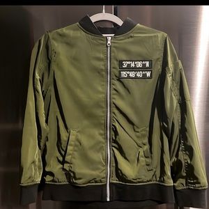 Dark Green Polyester Bomber Jacket. Wonder Nation -size 10/12. Never Worn.